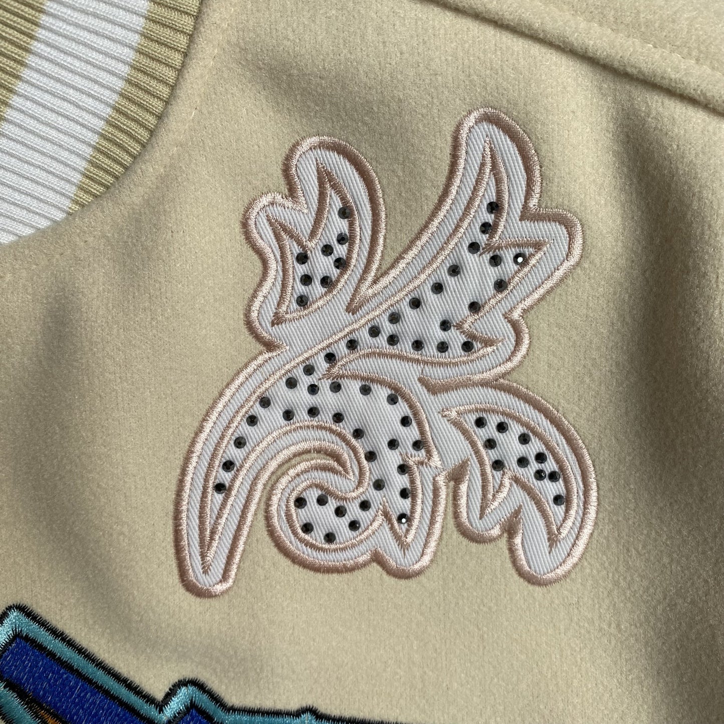 OFF WHITE WO THUNDERBOLT VARSITY JACKET NEUTRALS