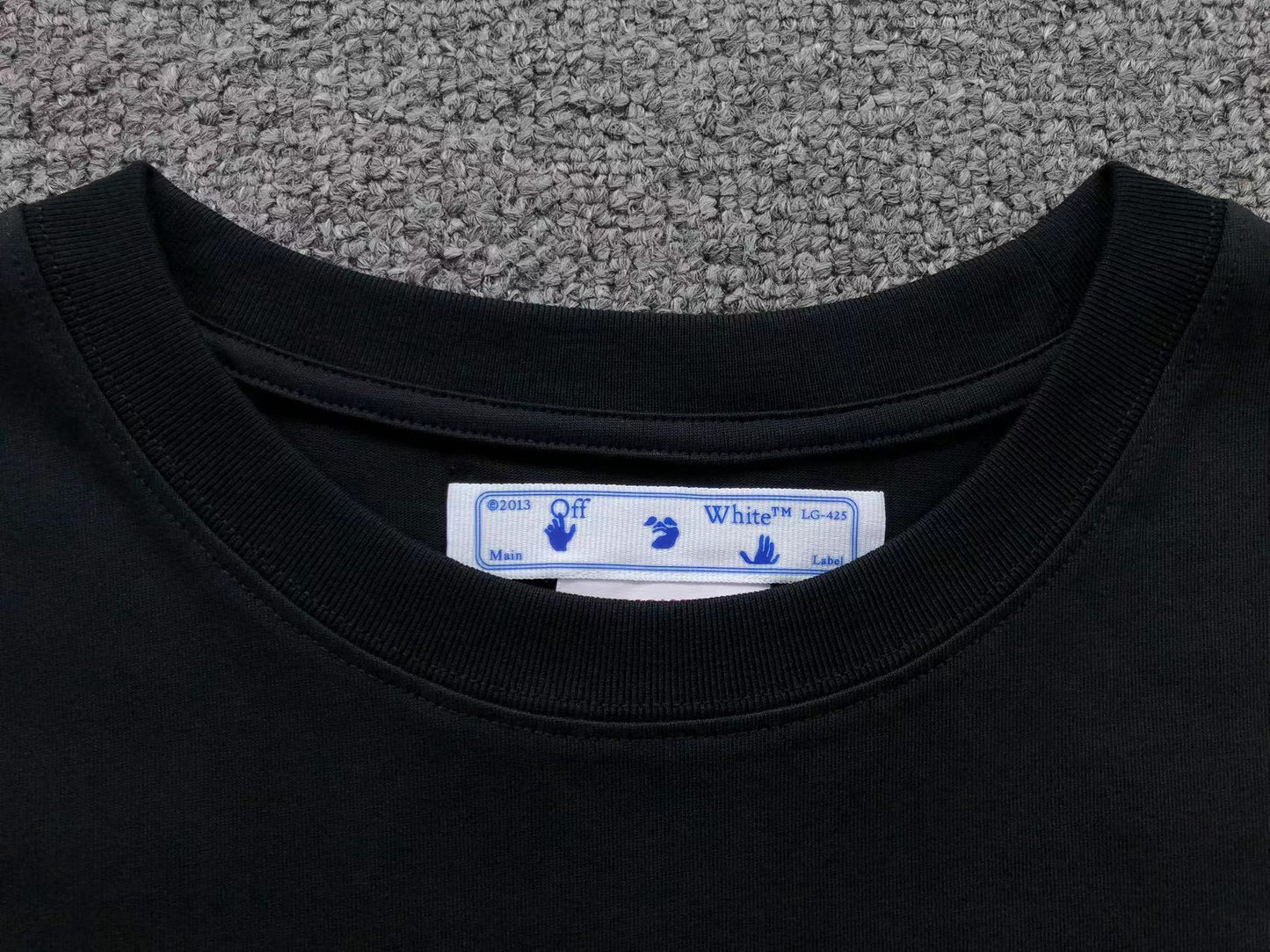 OFF WHITE X AIR JORDAN TEE BLACK