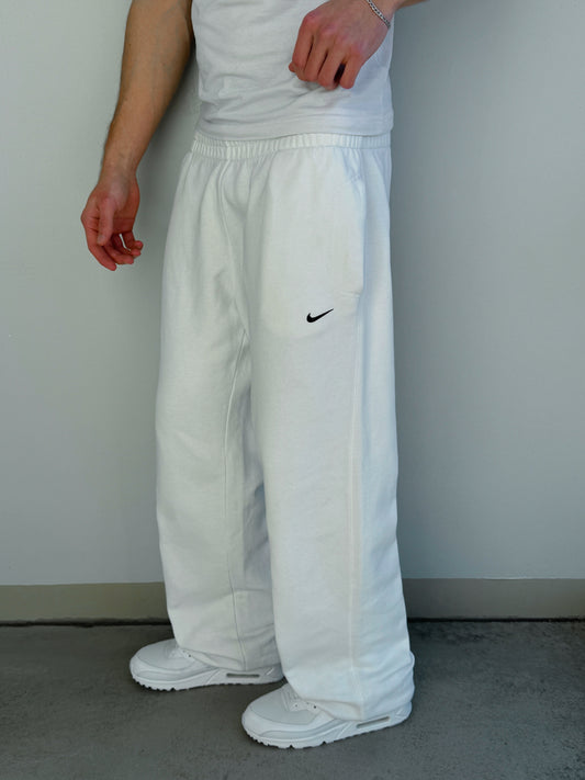 Nike Vintage *PREMIUM* Sweatpants
