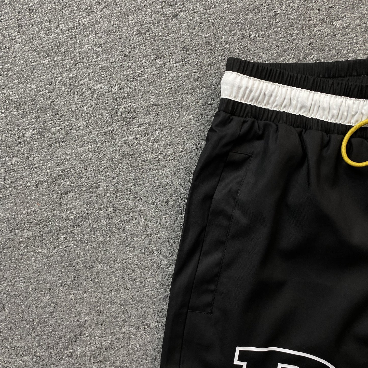 RHUDE COURT LOGO SHORTS BLACK