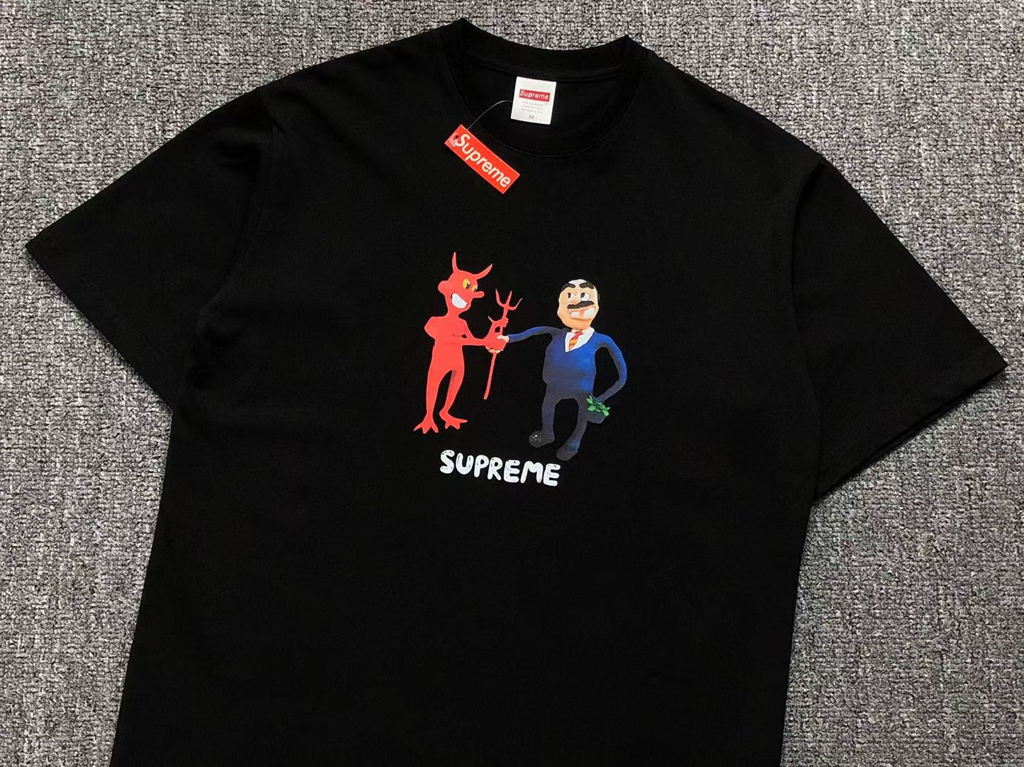 SUPREME BUSINESS TEE BLACK