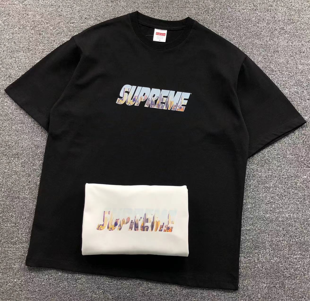 SUPREME GOTHAM TEE BLACK