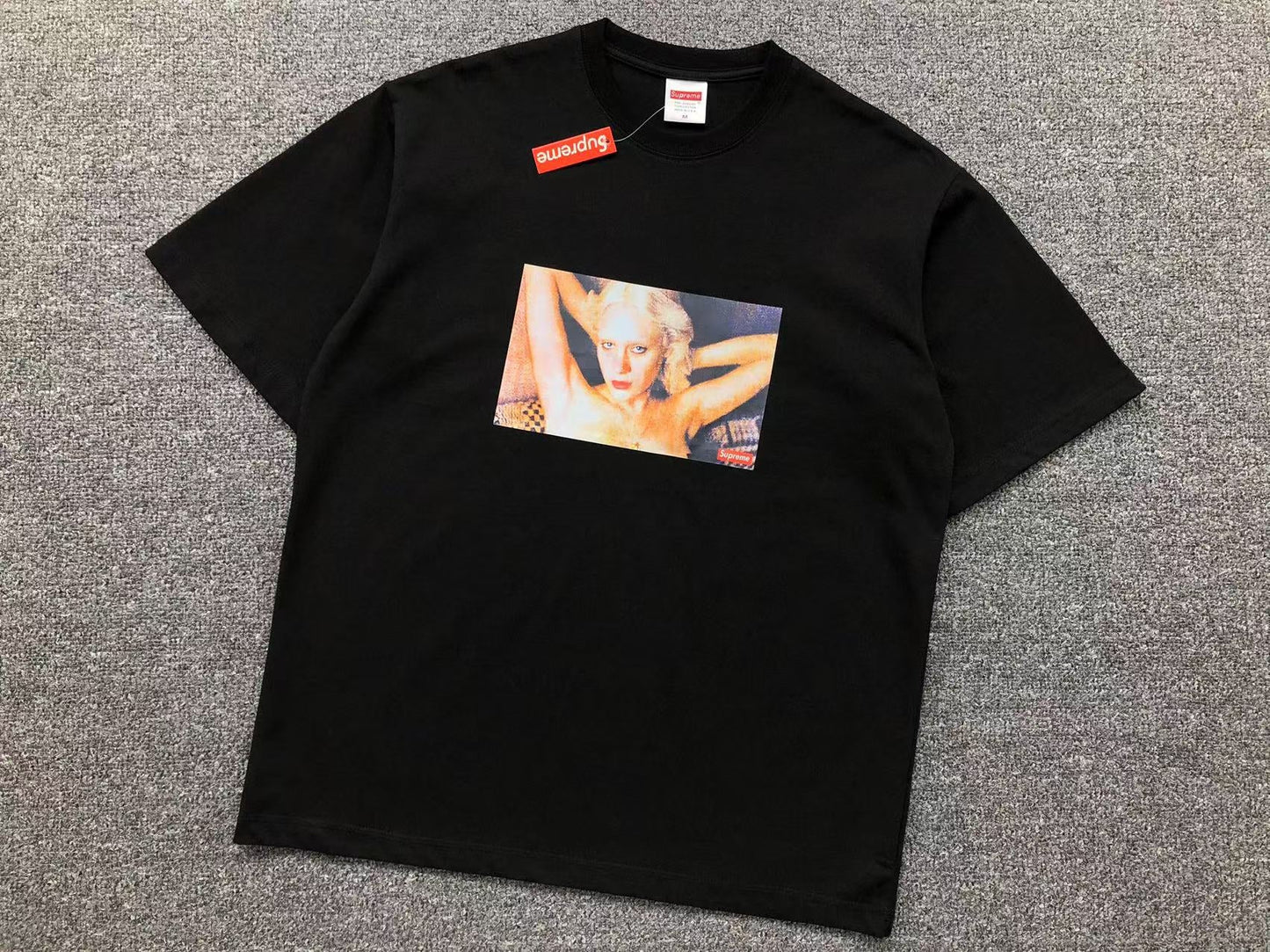 SUPREME GUMMO DOT TEE BLACK