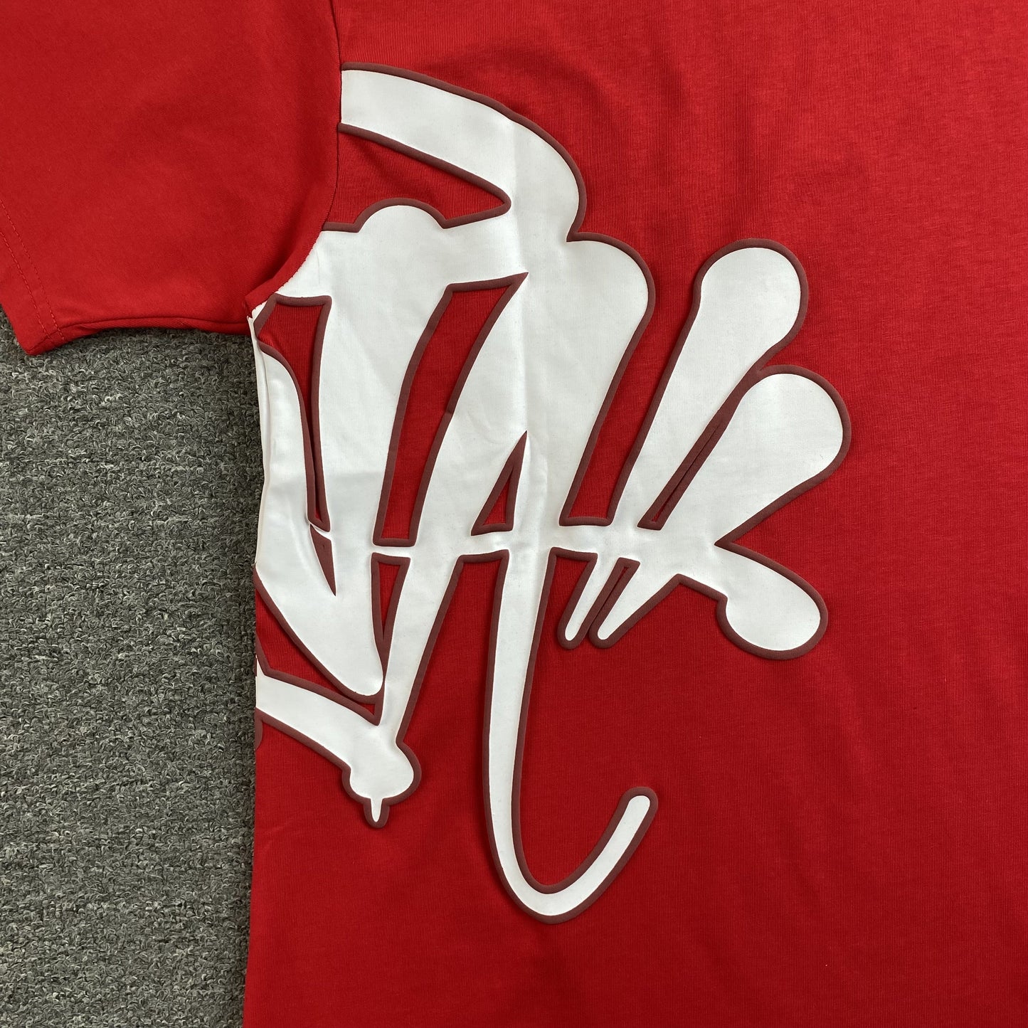SYNA WORLD SYNA LOGO TEE RED
