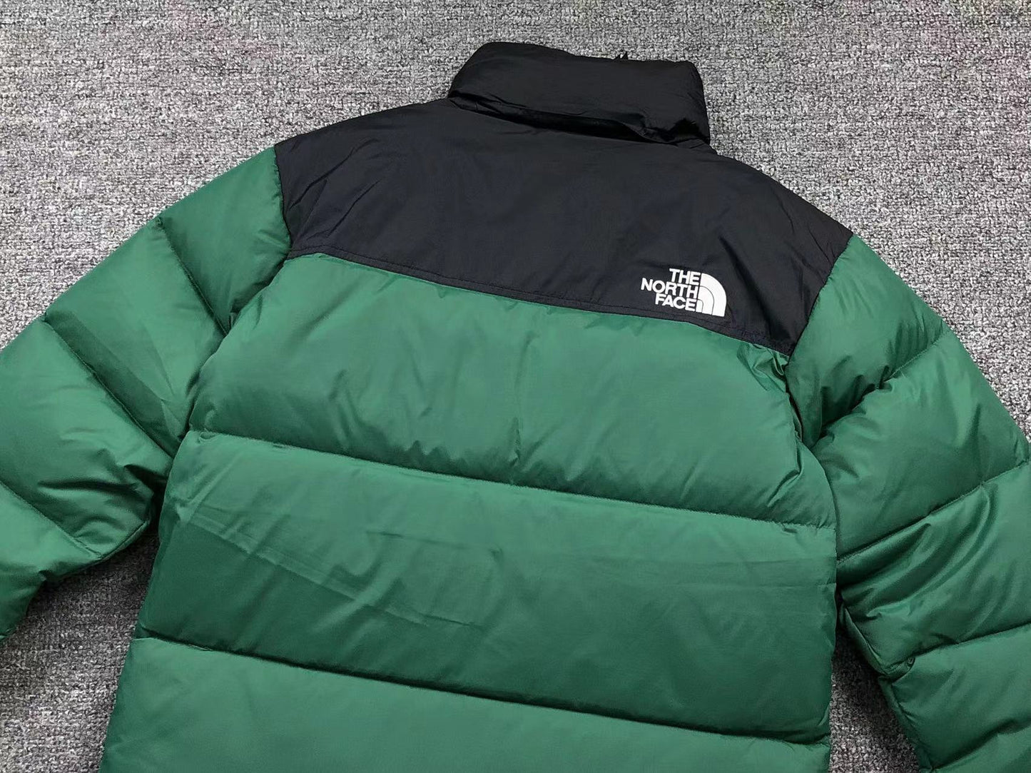 THE NORTH FACE 1996 RETRO NUPTSE 700 FILL PACKABLE JACKET GREEN