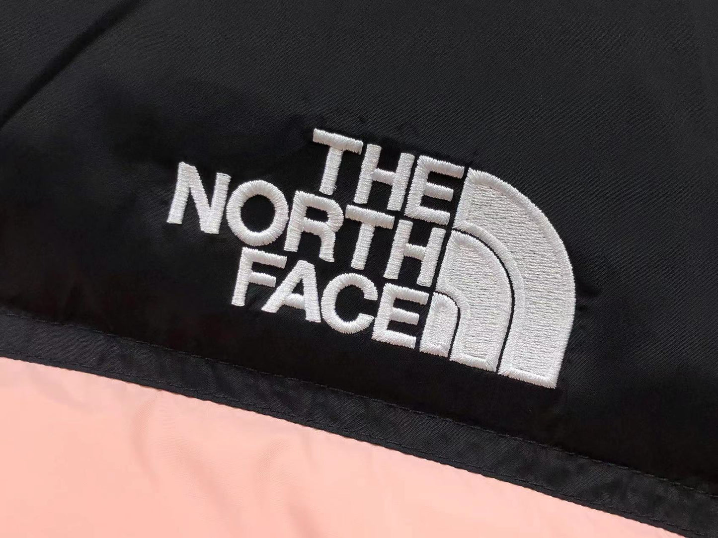 THE NORTH FACE 1996 RETRO NUPTSE 700 FILL PACKABLE JACKET MISTY ROSE