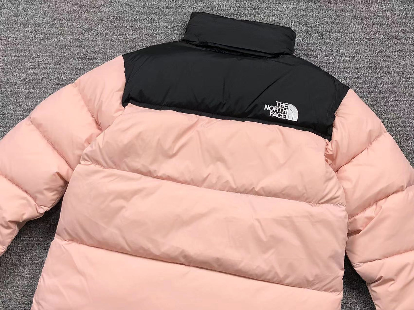 THE NORTH FACE 1996 RETRO NUPTSE 700 FILL PACKABLE JACKET MISTY ROSE