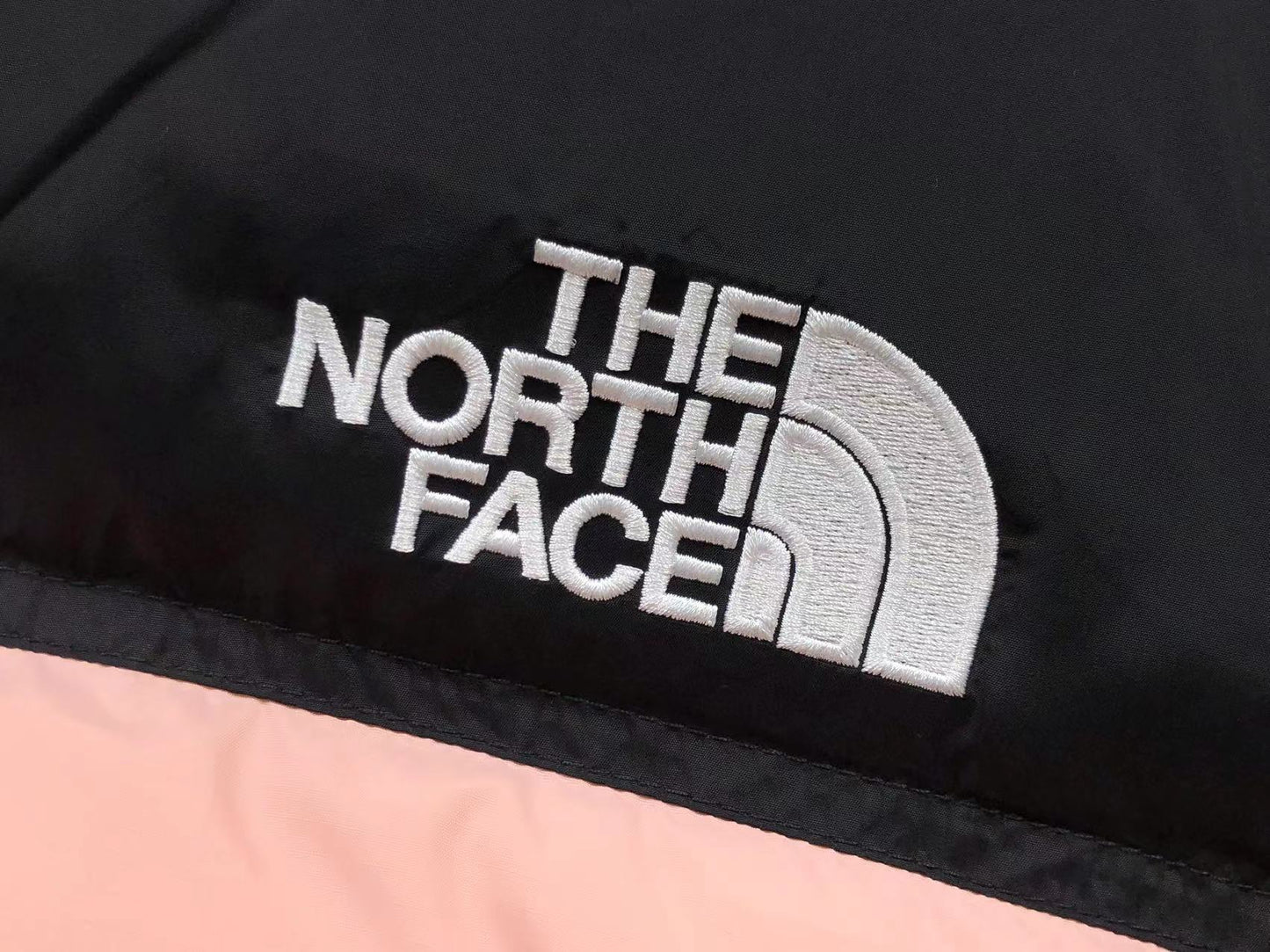 THE NORTH FACE 1996 RETRO NUPTSE 700 FILL PACKABLE JACKET MISTY ROSE