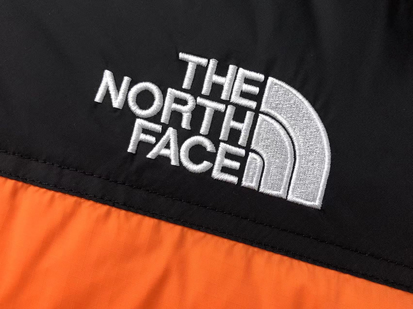 THE NORTH FACE 1996 RETRO NUPTSE 700 FILL PACKABLE JACKET ORANGE