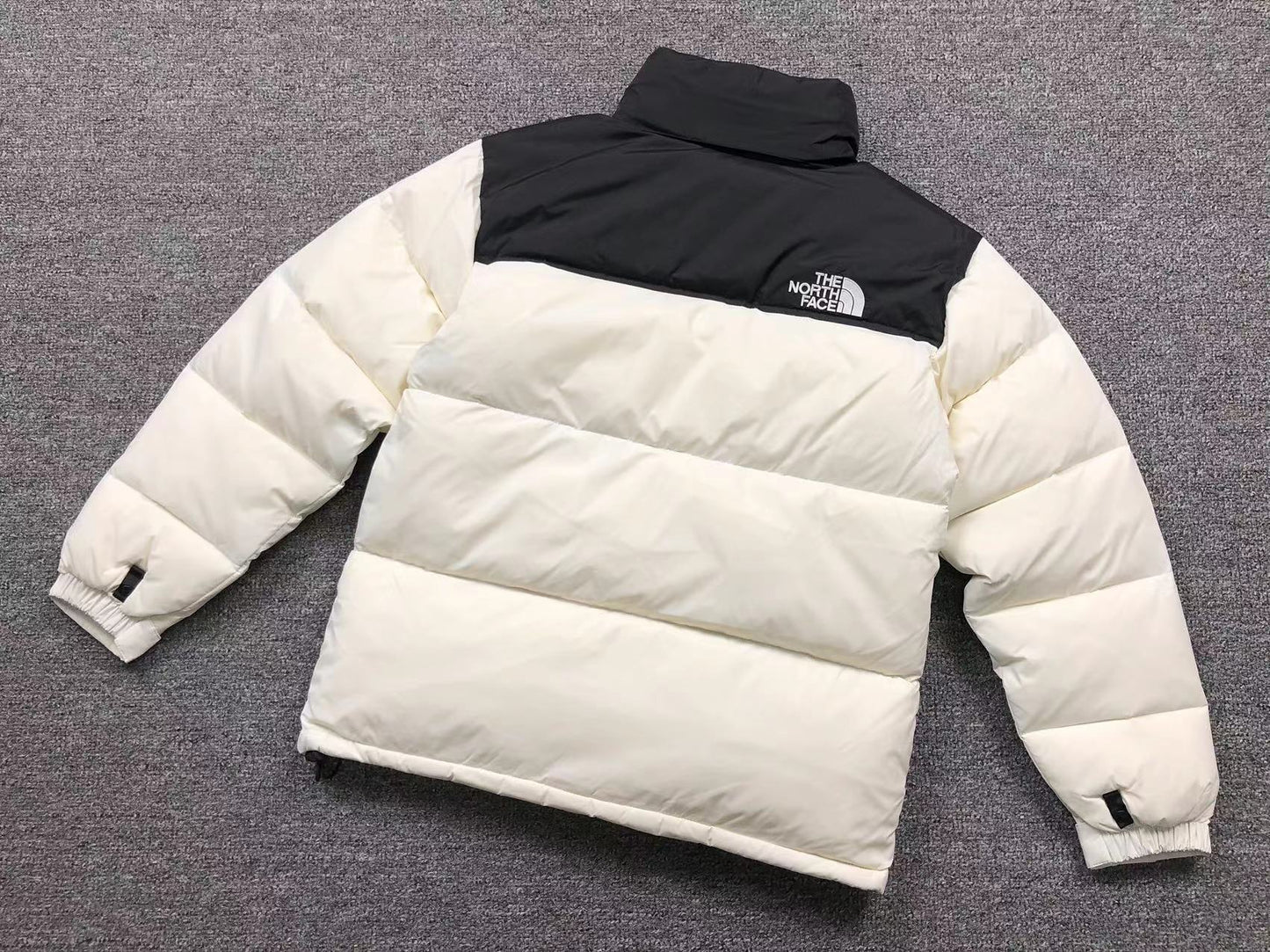 THE NORTH FACE 1996 RETRO NUPTSE 700 FILL PACKABLE JACKET WHITE