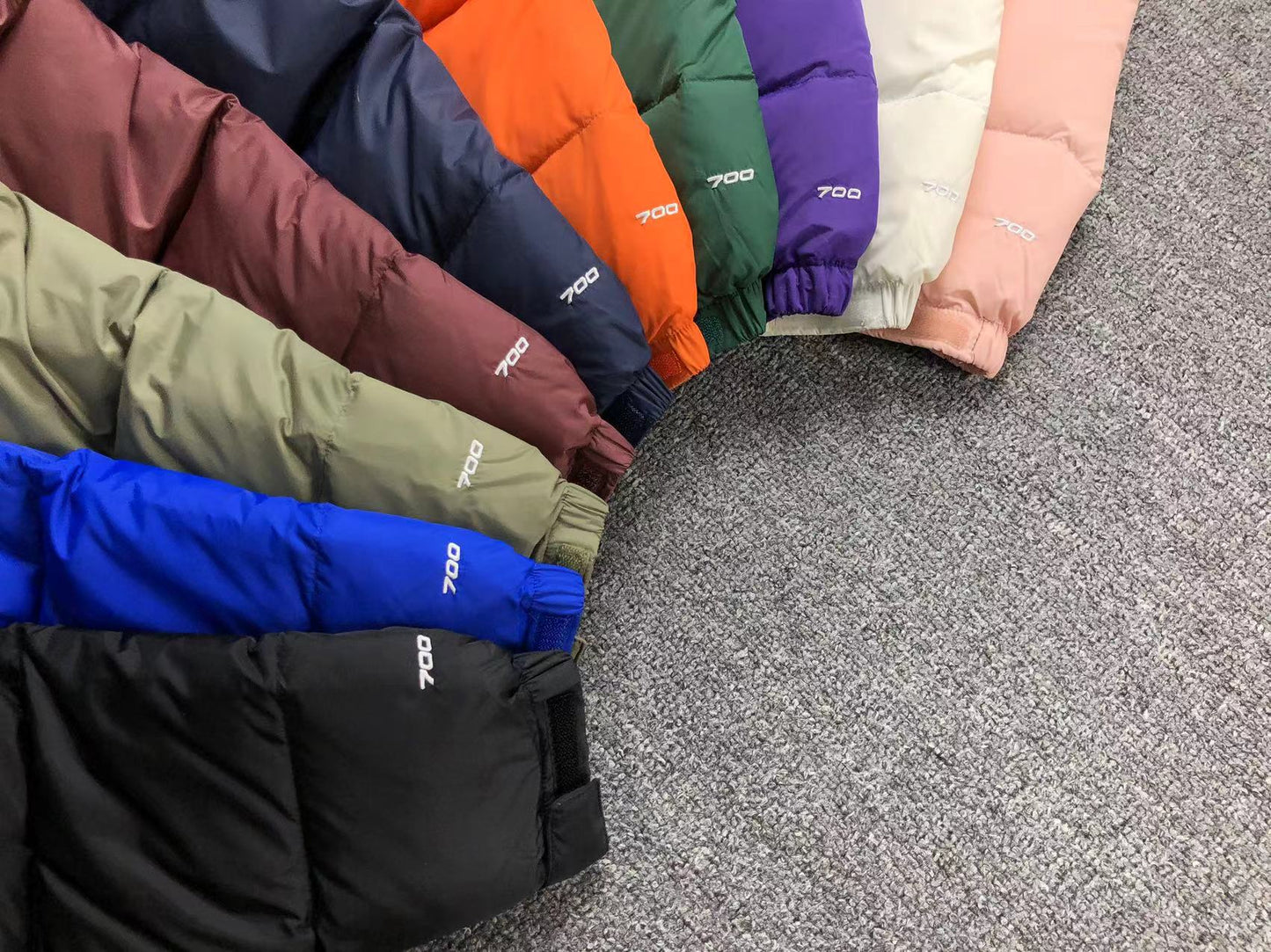 THE NORTH FACE 1996 RETRO NUPTSE 700 FILL PACKABLE JACKET WHITE
