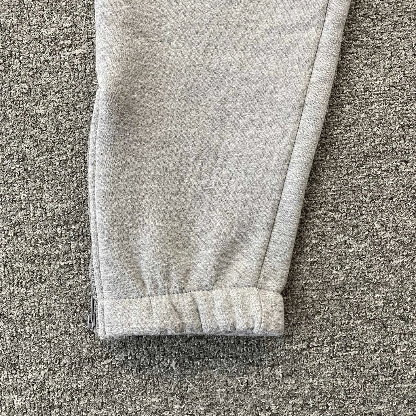 TRAPSTAR CHENILLE DECODED TRACKSUIT GREY ICE FLAVOURS