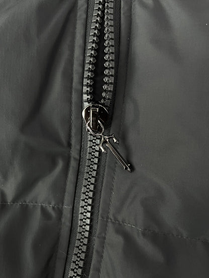 Trapstar Irongate Detachable Hooded Puffer Jacket Grey