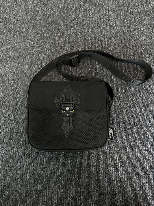TRAPSTAR IRONGATE T CROSSBODY BAG BLACK EDITION