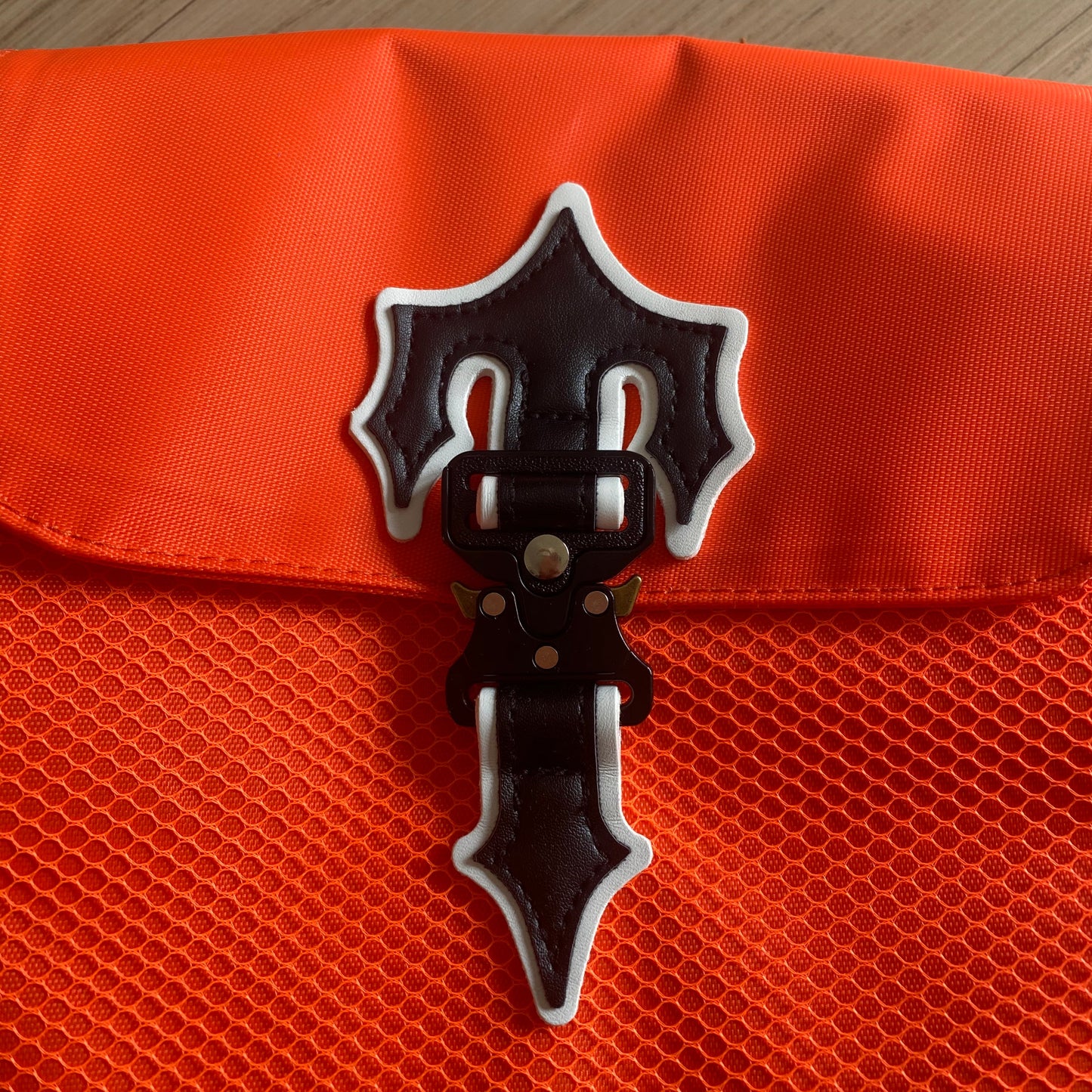 TRAPSTAR IRONGATE T CROSSBODY BAG ORANGE