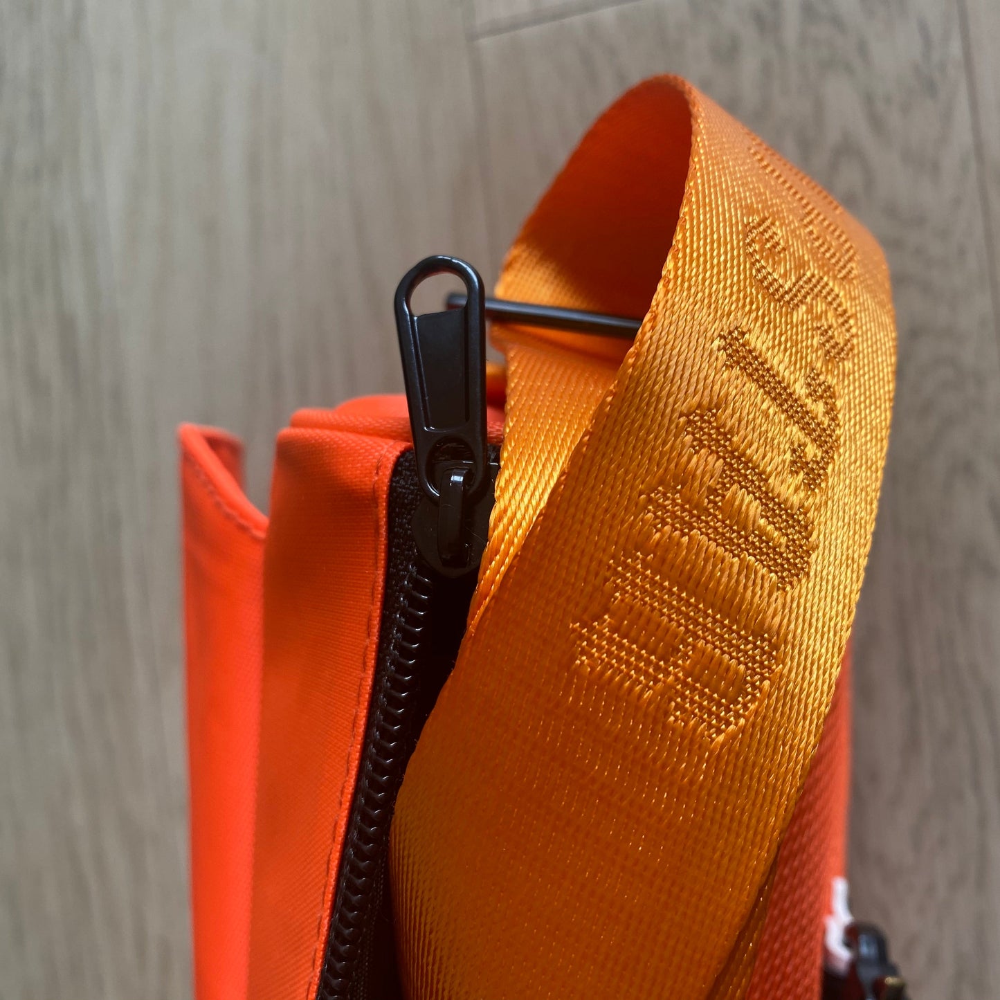 TRAPSTAR IRONGATE T CROSSBODY BAG ORANGE