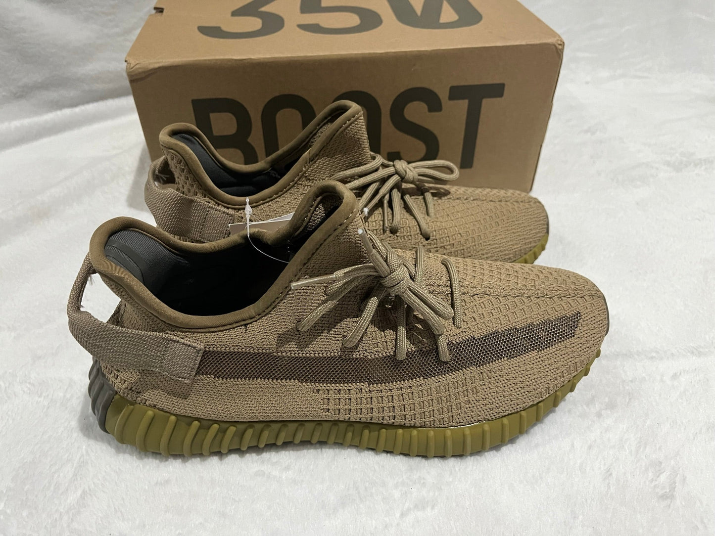 YEEZY BOOST 350 V2 EARTH