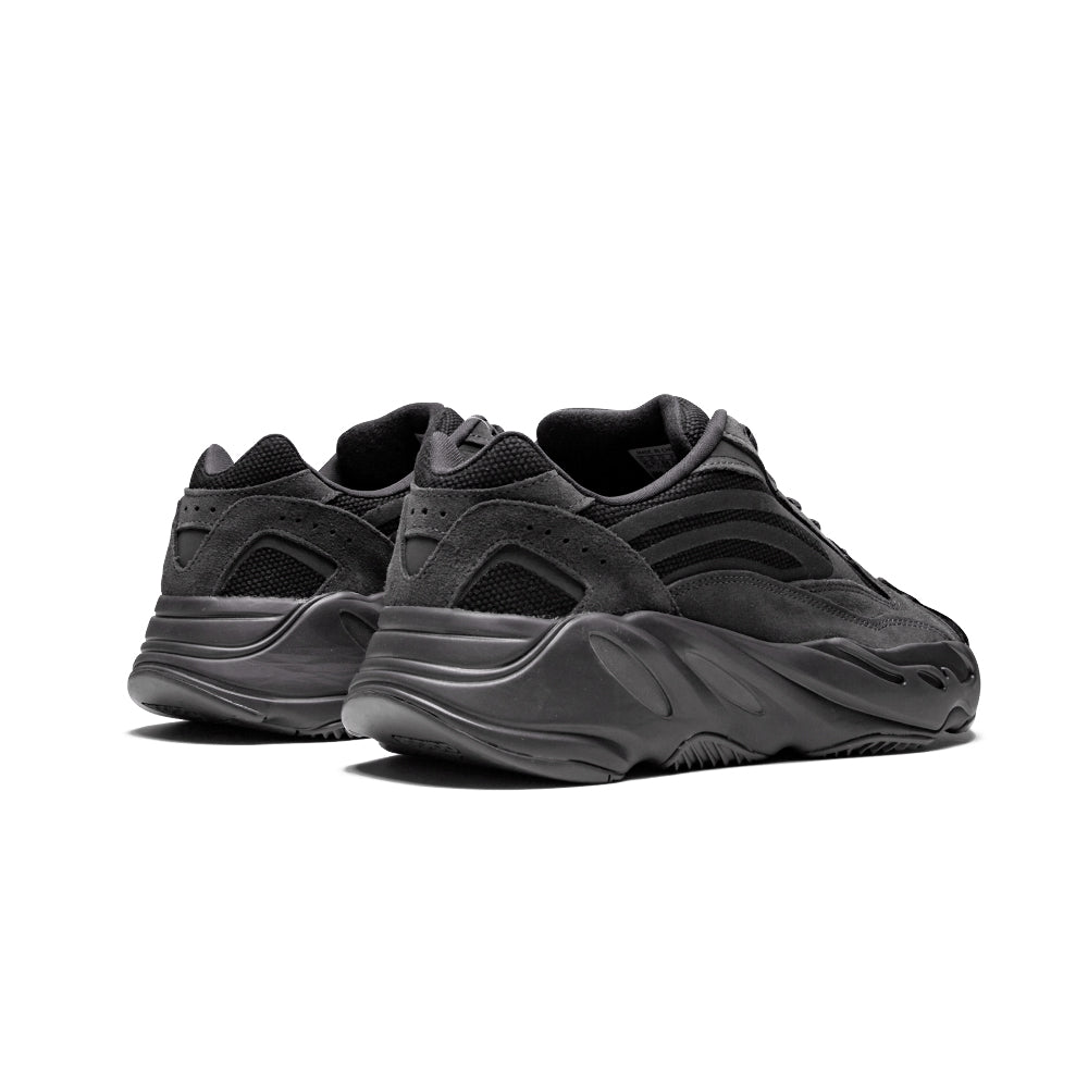 YEEZY BOOST 700 V2 VANTA